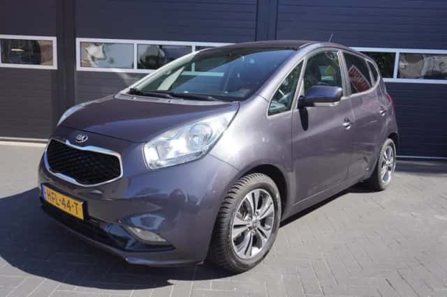 Kia Venga (2016) thumbnail 1