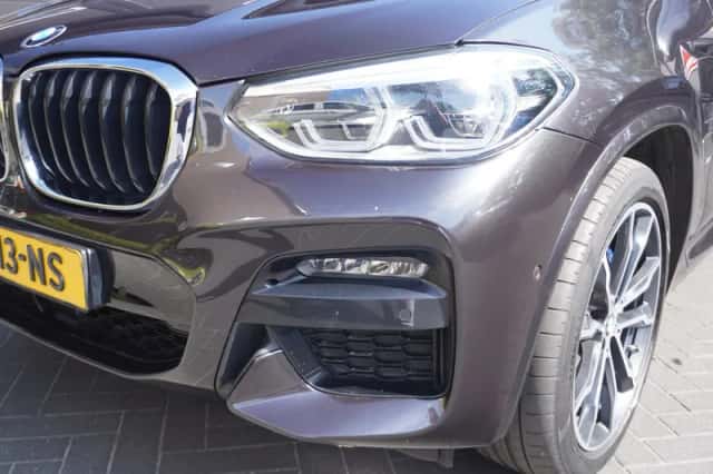 BMW X3 (2020) thumbnail 2