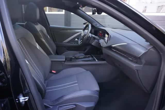 Opel Astra (2024) thumbnail 6