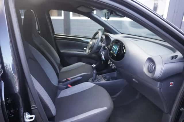 Toyota Aygo X (2024) thumbnail 6