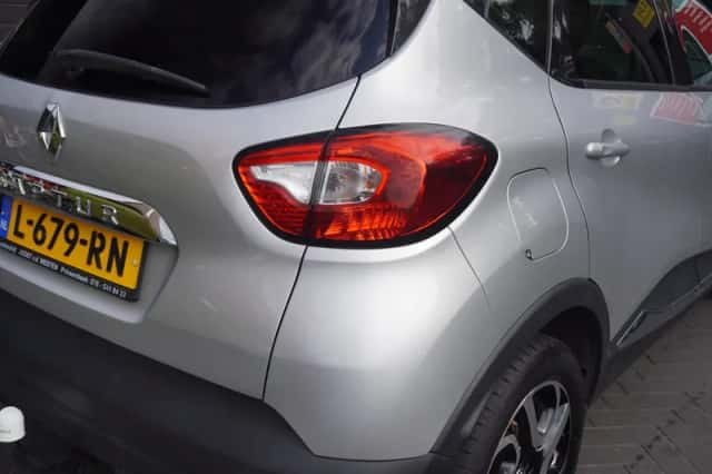 Renault Captur (2017) thumbnail 5