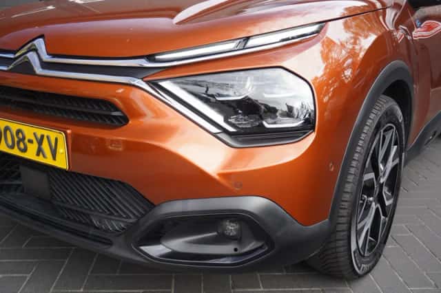 Citroën ë-C4 (2022) thumbnail 2