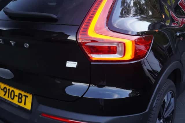 Volvo XC40 (2022) thumbnail 5