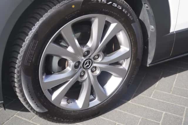 Mazda CX-30 (2019) thumbnail 3