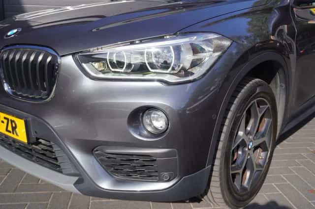 BMW X1 (2019) thumbnail 2