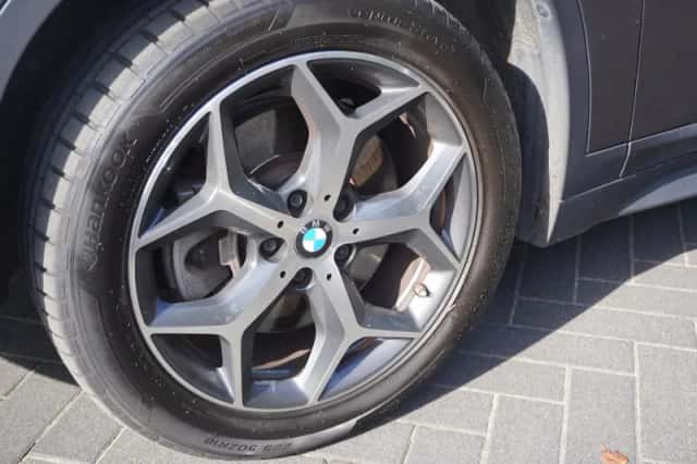 BMW X1 (2019) thumbnail 3