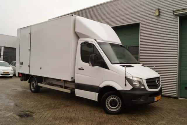 Mercedes-Benz Sprinter (2019) thumbnail 3