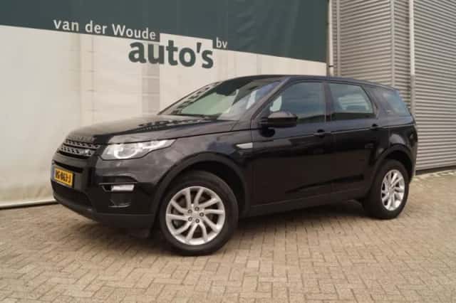 Land Rover Discovery Sport (2017) thumbnail 2