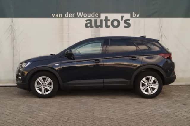 Opel Grandland (2019) thumbnail 1