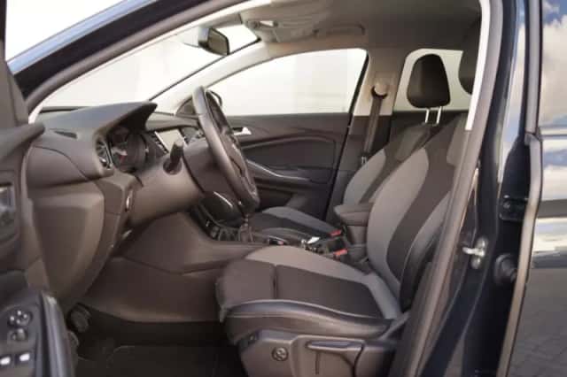 Opel Grandland (2019) thumbnail 6