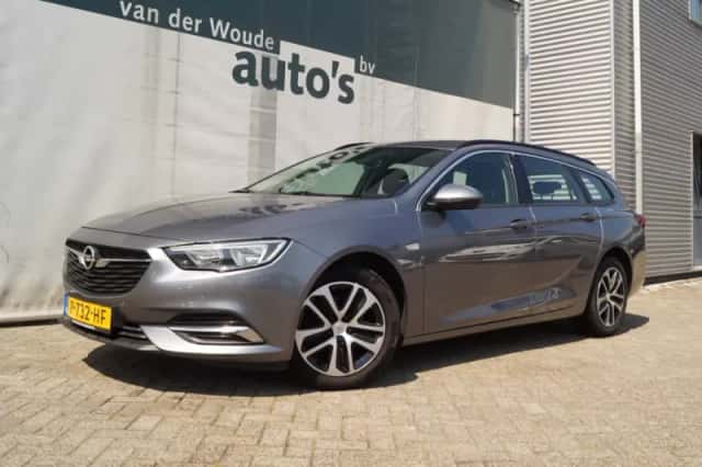 Opel Insignia (2018) thumbnail 2
