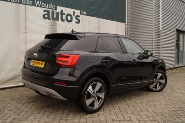 Audi Q2 (2017) thumbnail 4