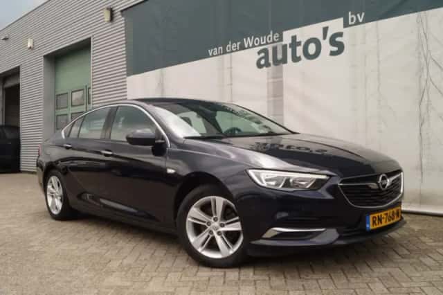 Opel Insignia (2018) thumbnail 3
