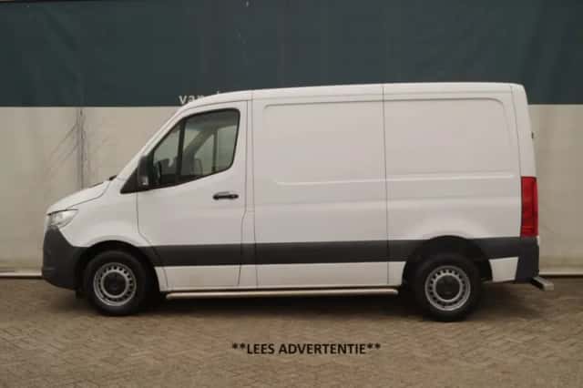 Mercedes-Benz Sprinter (2019) thumbnail 1
