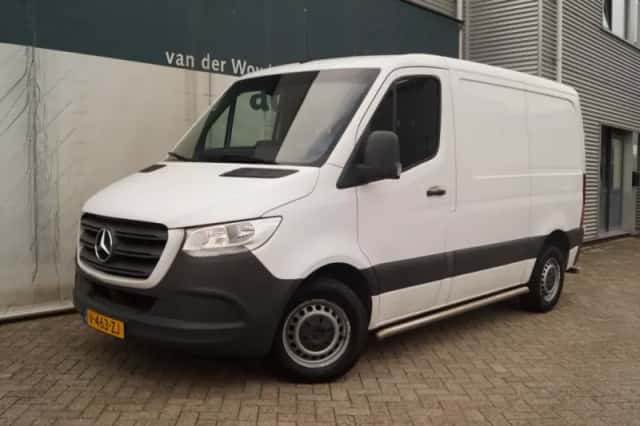 Mercedes-Benz Sprinter (2019) thumbnail 2