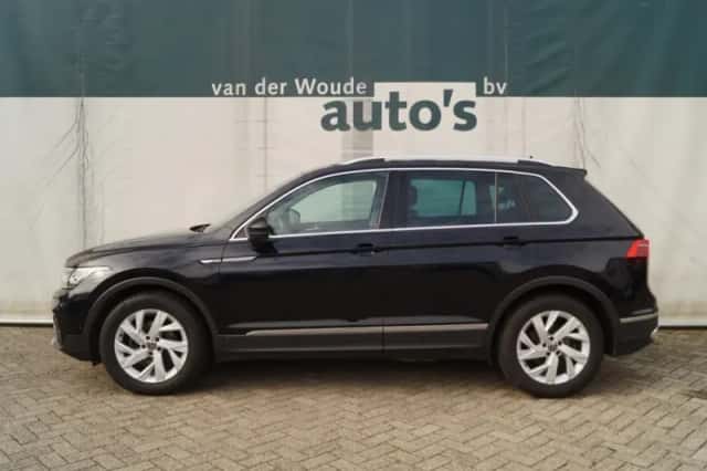 Volkswagen Tiguan (2021) thumbnail 1