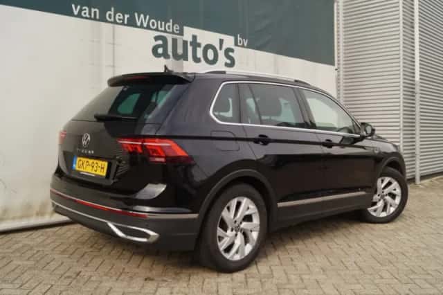 Volkswagen Tiguan (2021) thumbnail 4