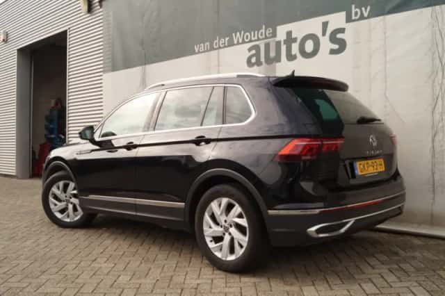 Volkswagen Tiguan (2021) thumbnail 5