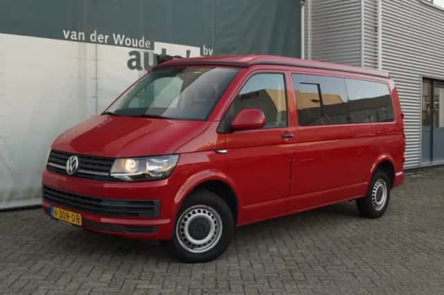 Volkswagen Transporter (2017) thumbnail 3
