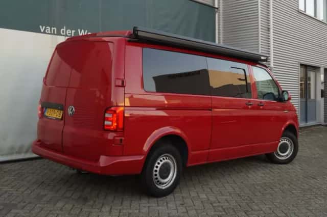 Volkswagen Transporter (2017) thumbnail 5