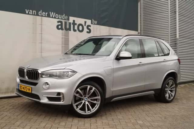 BMW X5 (2015) thumbnail 2