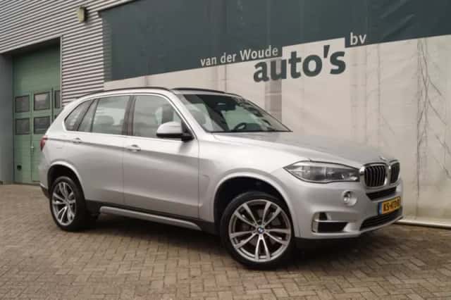 BMW X5 (2015) thumbnail 3