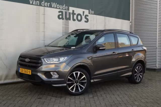 Ford Kuga (2018) thumbnail 3