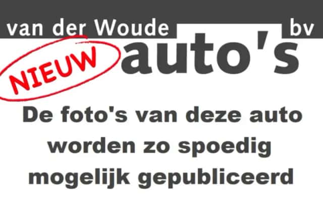 Peugeot 2008 (2022) thumbnail 2