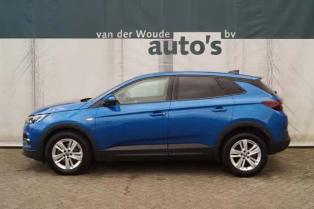 Opel Grandland (2019) thumbnail 1