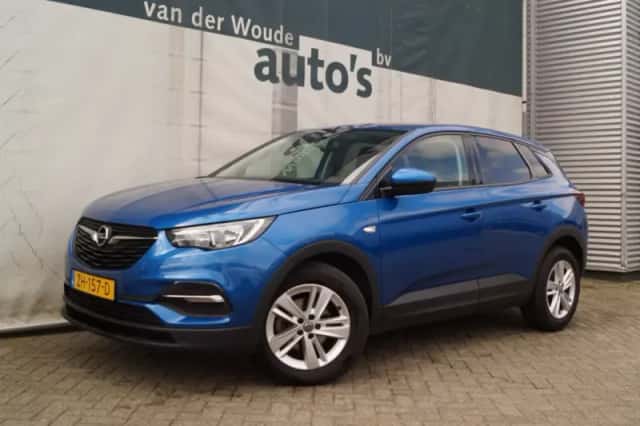 Opel Grandland (2019) thumbnail 2