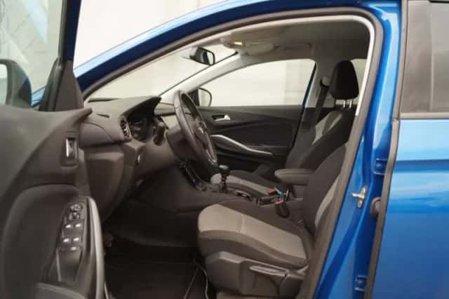 Opel Grandland (2019) thumbnail 6