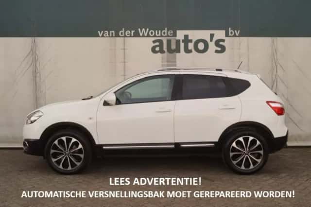 Nissan Qashqai (2010) thumbnail 1