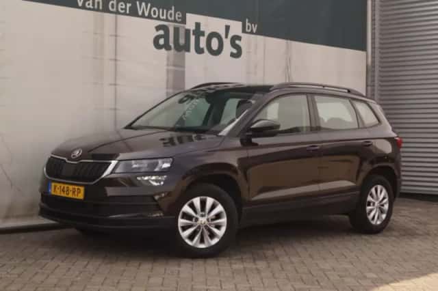 Škoda Karoq (2021) thumbnail 3
