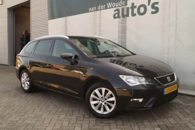 SEAT Leon (2020) thumbnail 4