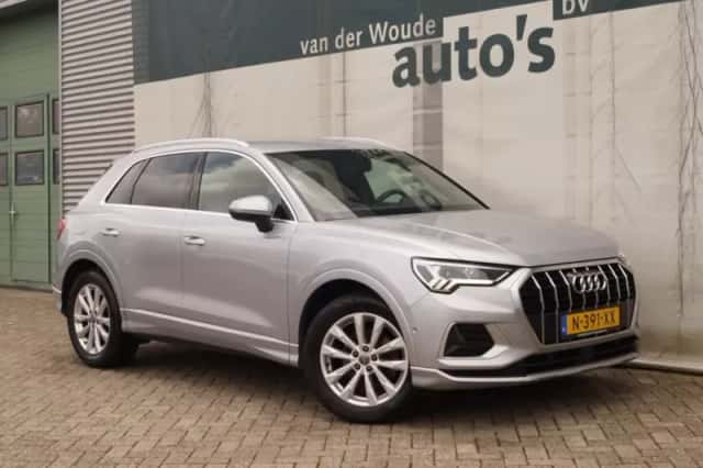 Audi Q3 (2019) thumbnail 4