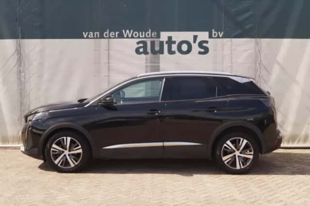 Peugeot 3008 (2021) thumbnail 1