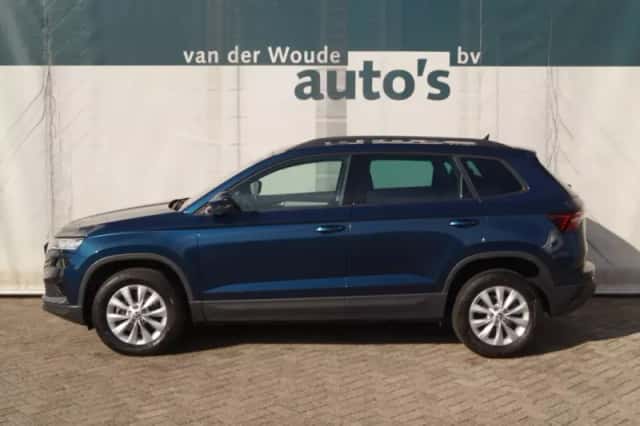 Škoda Karoq (2022) thumbnail 1