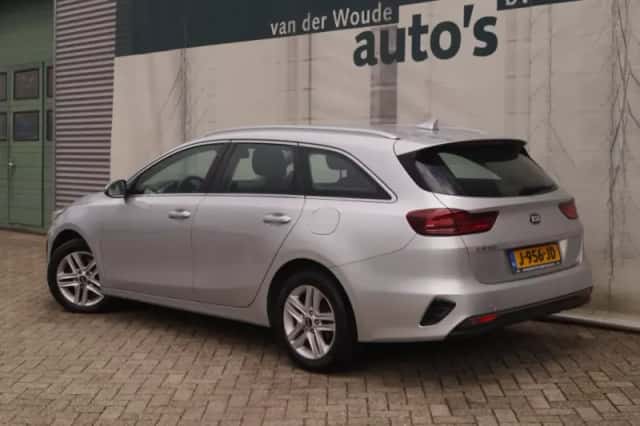 Kia Ceed (2020) thumbnail 5