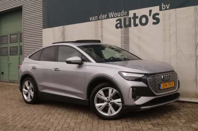 Audi Q4 e-tron (2022) thumbnail 4