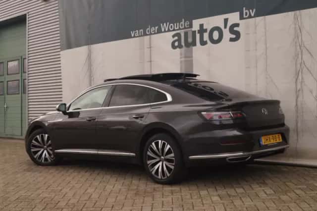 Volkswagen Arteon (2022) thumbnail 6