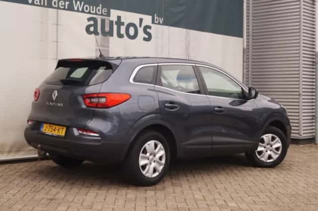 Renault Kadjar (2020) thumbnail 4
