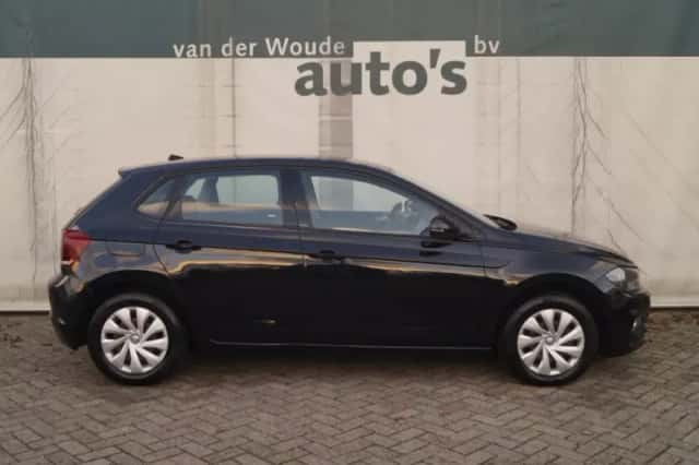 Volkswagen Polo (2021) thumbnail 2