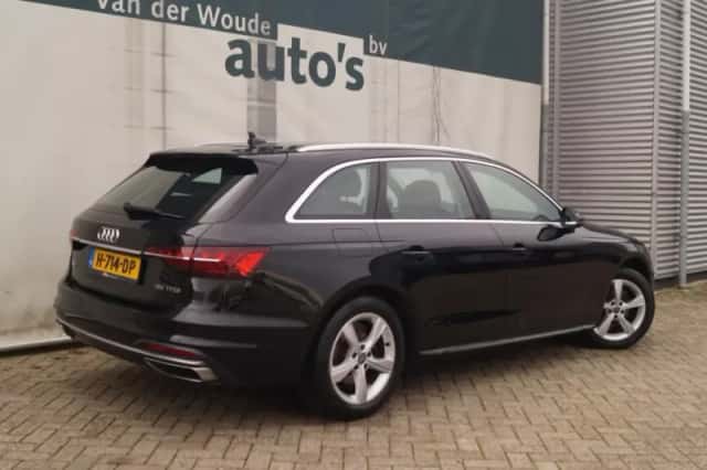 Audi A4 (2020) thumbnail 5