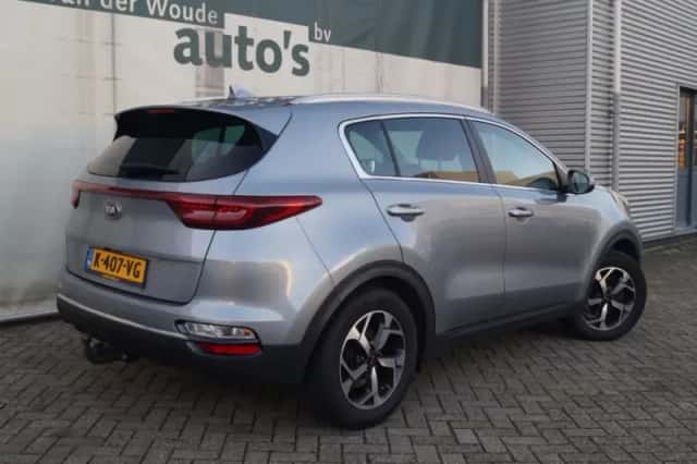 Kia Sportage (2021) thumbnail 4