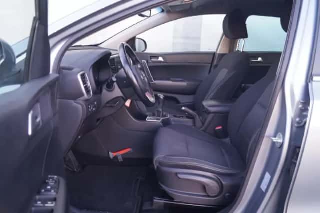 Kia Sportage (2021) thumbnail 6