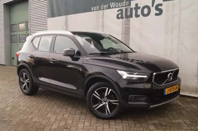 Volvo XC40 (2020) thumbnail 4