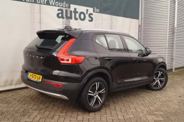 Volvo XC40 (2020) thumbnail 5