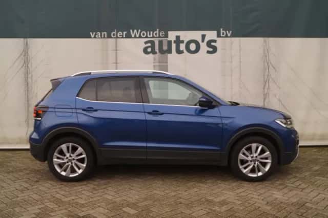 Volkswagen T-Cross (2021) thumbnail 2