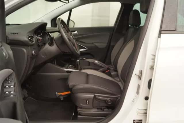 Opel Crossland (2018) thumbnail 6