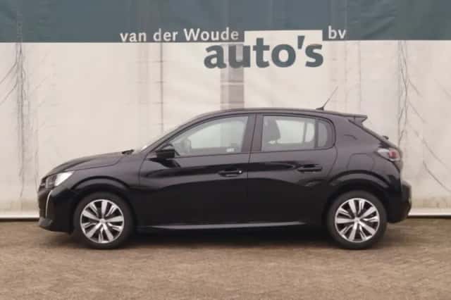 Peugeot 208 (2023) thumbnail 1